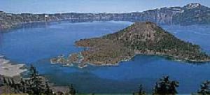 Crater lake Oregon